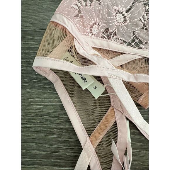 NWT For Love & Lemons Aimee Floral Garter Belt In Pink Size Medium - Picture 4 of 4